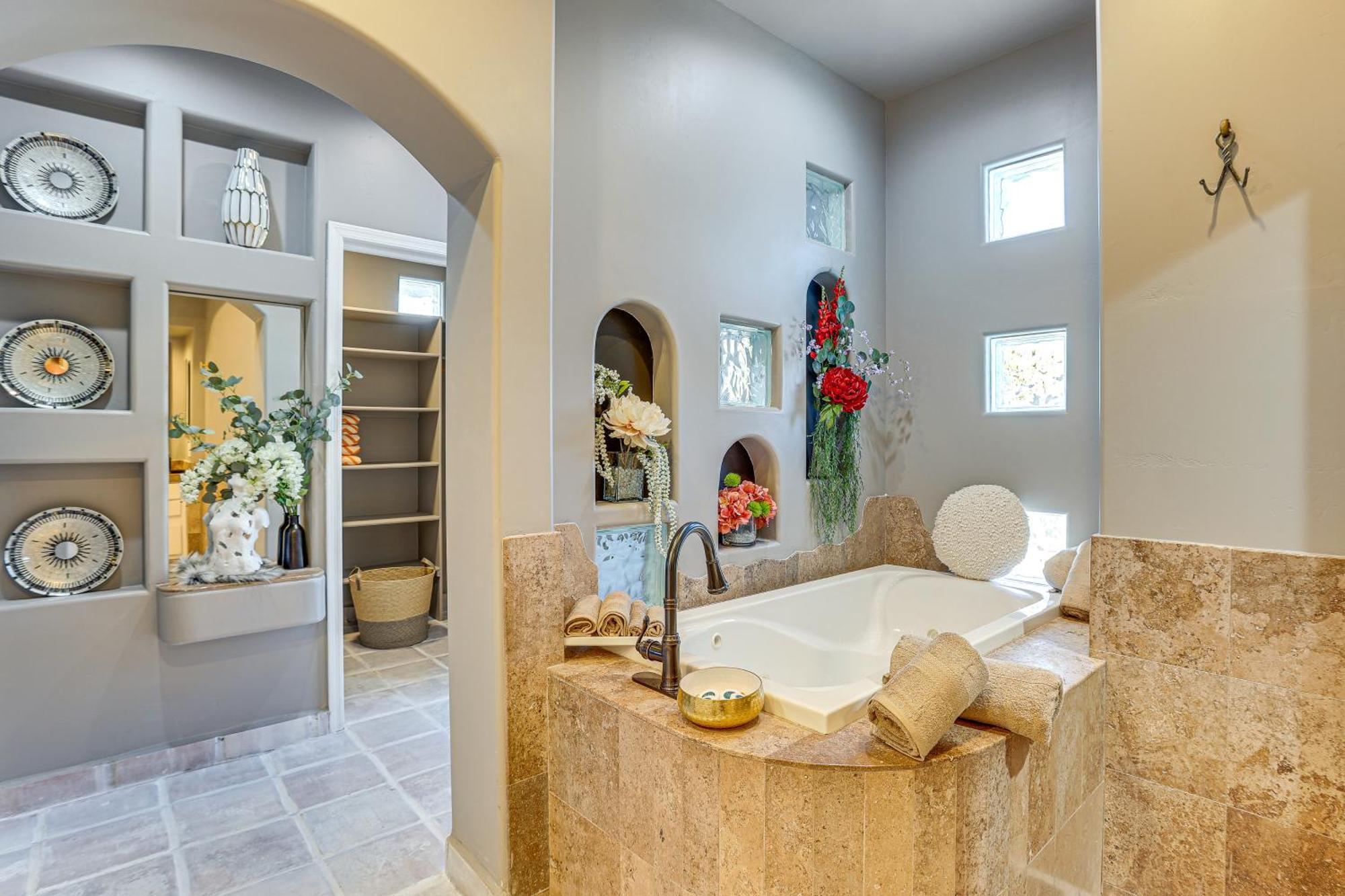 Holiday home Walk To Stadium Remodeled Home! Scottsdale